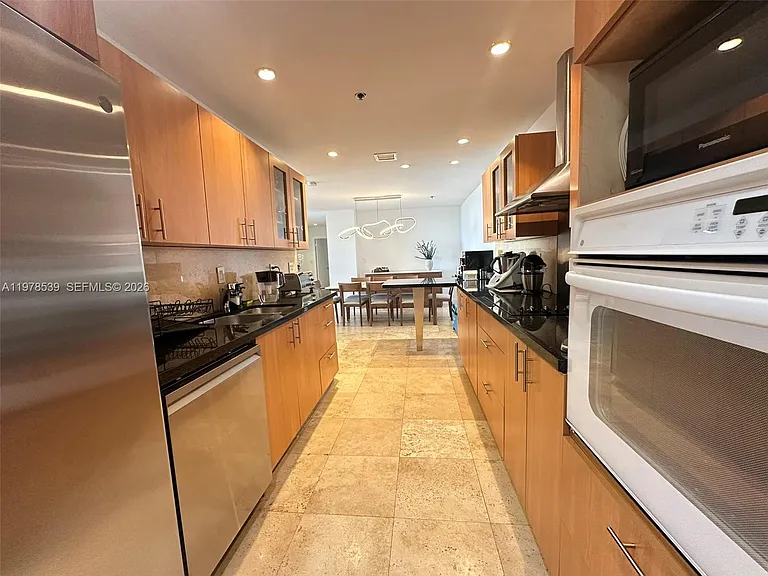 251 Crandon Blvd #606 — Photo 9