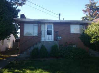 638 NW 49th St, Seattle, WA 98107