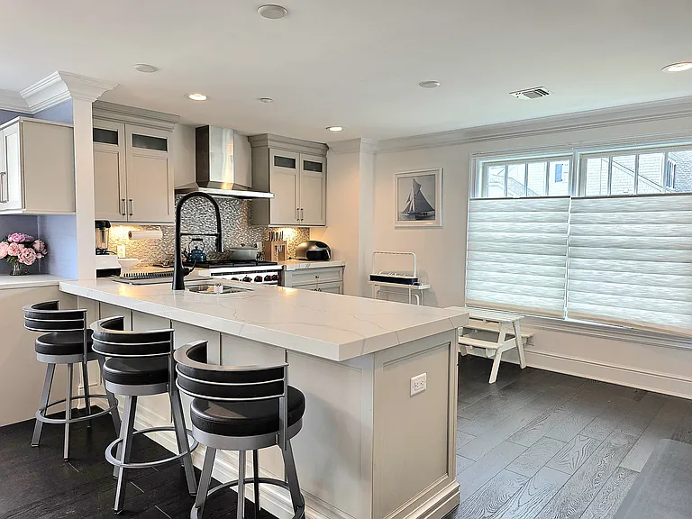 34 Village Green Dr — Photo 10