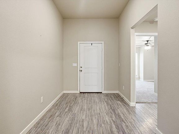 4th image of 3207 Bryan Ave