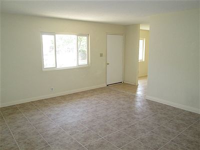3rd image of 314 W Brockton Ave