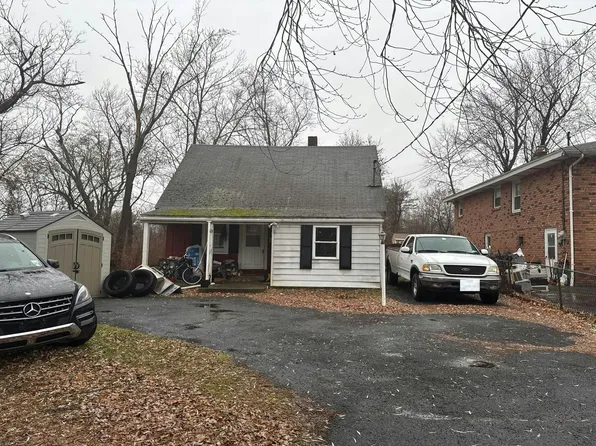 58 Swartson Ct, Albany, NY 12209