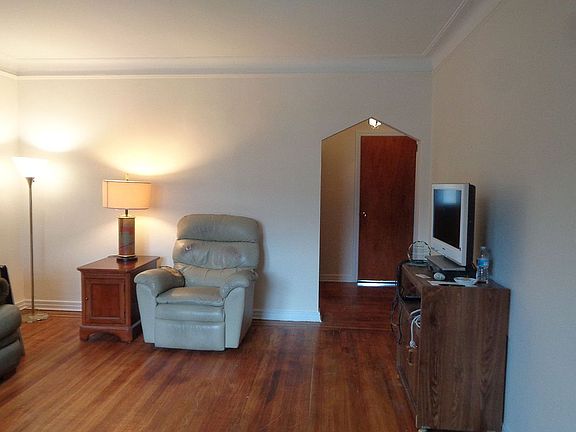 5th image of 20-55 26th St #1