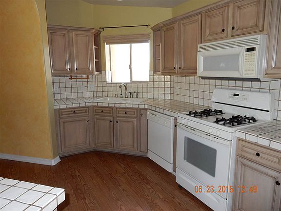 3rd image of 10409 S Sundown Dr