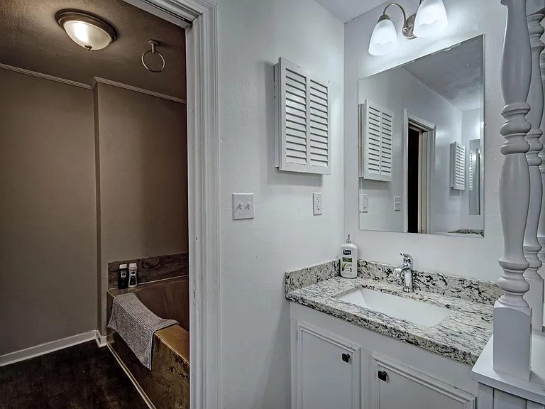 134 Meadowdale Dr — Photo 12