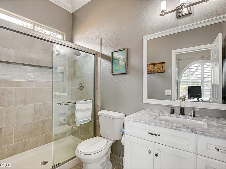8086 Merlewood Ave — Photo 9
