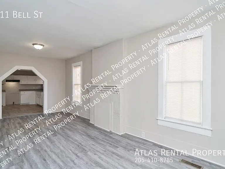 611 Bell St — Photo 9