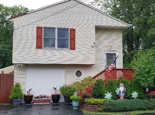 139 Arpage Dr E, Shirley, NY 11967