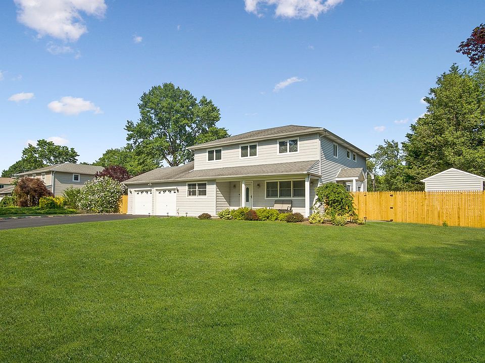 1st image of 233 Tinton Pl