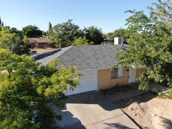10313 Del Haven St SW, Albuquerque, NM 87121