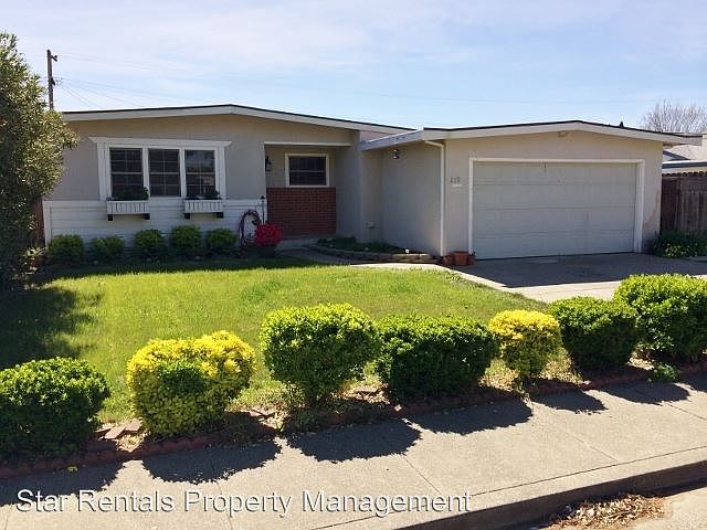 1st image of 219 Santa Cruz Dr