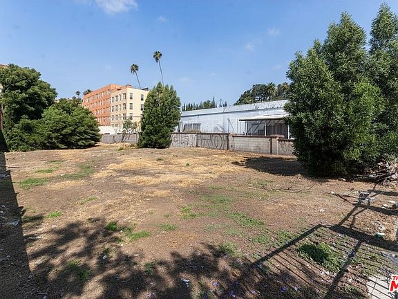 3rd image of 1853 Garfield Pl