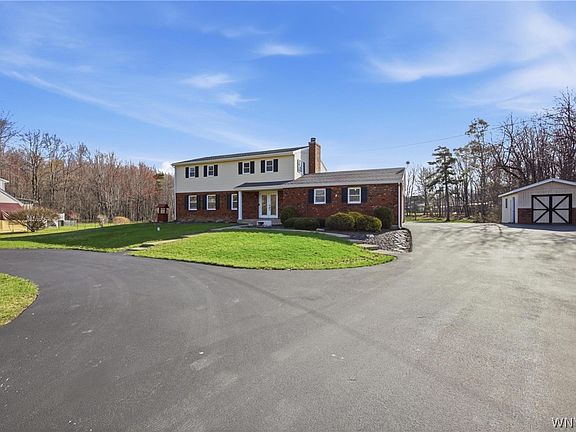3rd image of 7033 Derby Rd