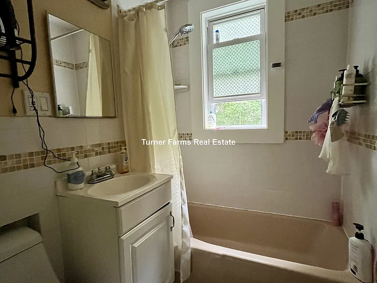 39 Waterhouse St #2A — Photo 16