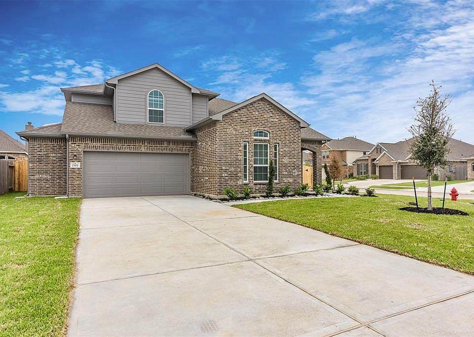 1st image of 2302 Trocadero Ln