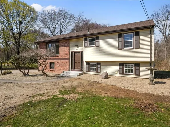 534 Blackrock Rd, Coventry, RI 02816