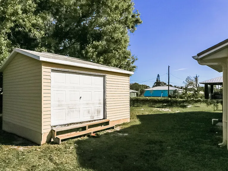 360 Melton Dr — Photo 15