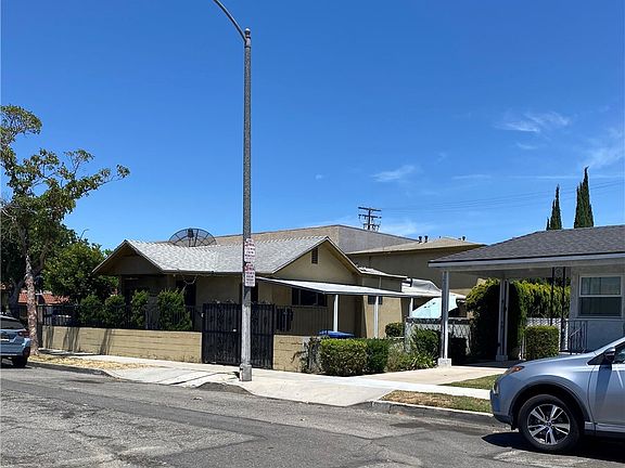 3rd image of 1780 Lewis Ave