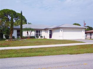 390 Seminole Dr, Venice, FL 34293