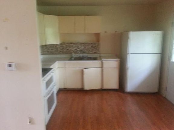 3rd image of 3731 N Brentwood Ave