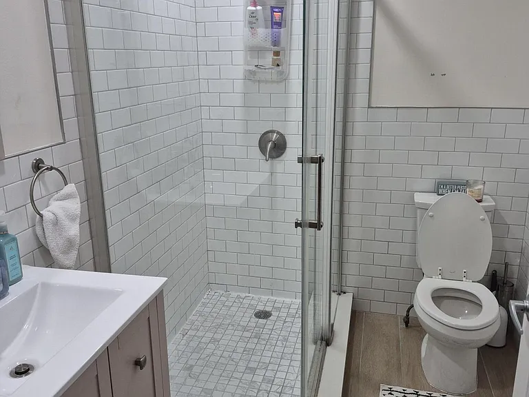 247 Perrine Ave — Photo 7