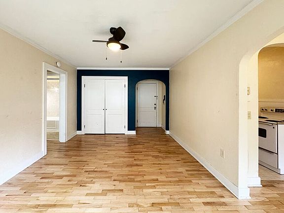 4th image of 361 W Broadway APT 03