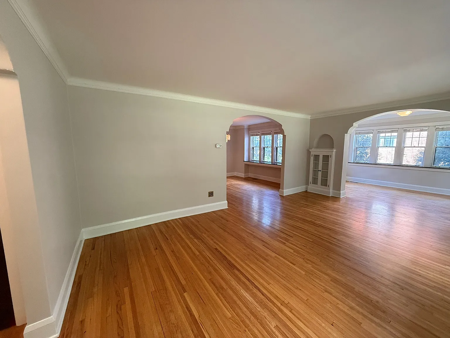 3 bed, 1600 sqft, $2,900 — Photo 4