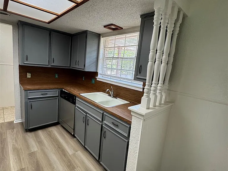 1309 Radam Cir — Photo 5