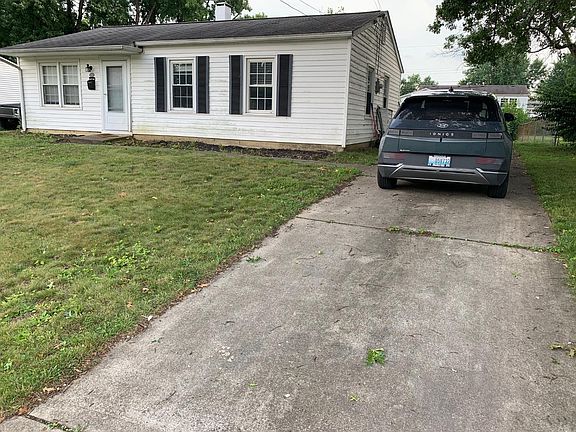2nd image of 2917 Hyannis Dr