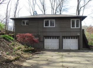 2226 W Bath Rd, Akron, OH 44333