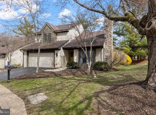 405 Millhouse Pond Dr, Wayne, PA 19087