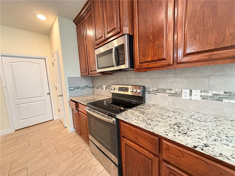 1816 Chesapeake Bay Dr — Photo 11