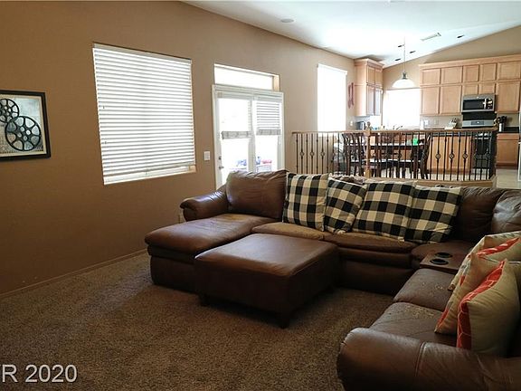 3rd image of 11465 Storici St
