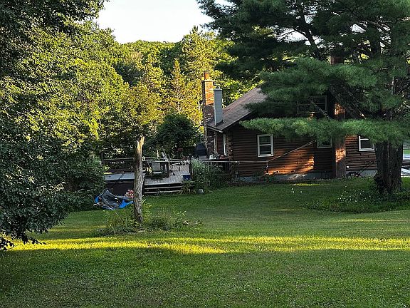 3rd image of 318 Prach Rd