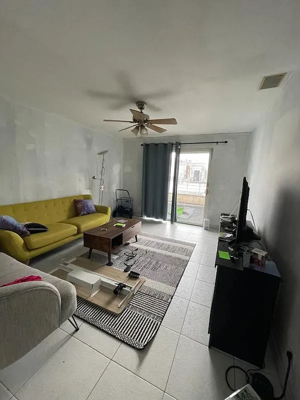 2 bed, 800 sqft, $2,500 — Photo 1