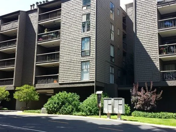 13680 NE 69th St, Redmond, WA