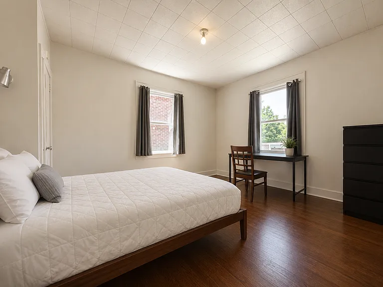 5541 Bartlett St — Photo 7