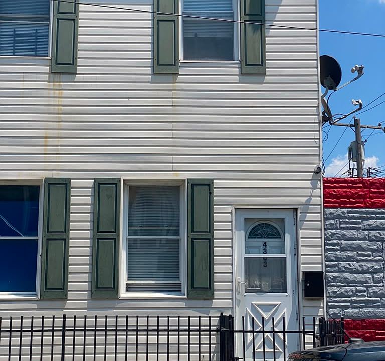 1st image of 4303 N 8th St #2