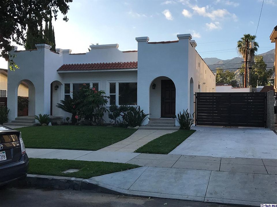 2nd image of 573 Palm Dr