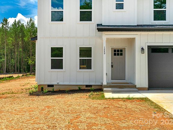 4th image of 1249 Burris Blvd