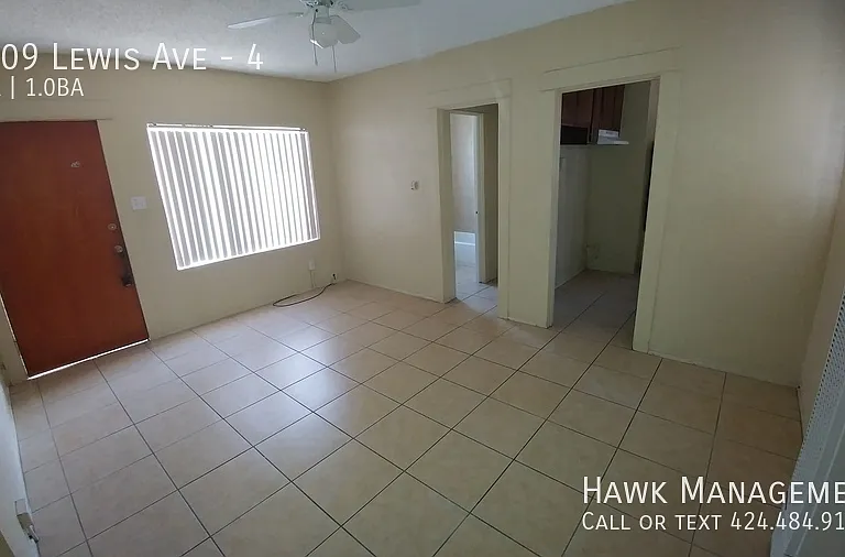 1709 Lewis Ave #4 — Photo 1