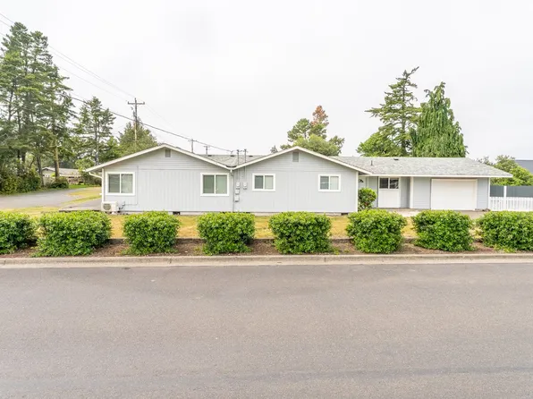 2025 Pine St, Florence, OR 97439