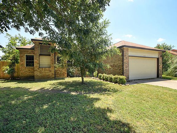 3rd image of 13405 Briar Hollow Dr