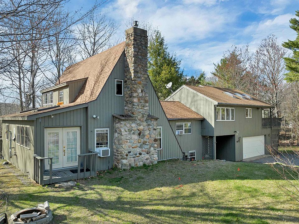 1st image of 35 Valley Drive