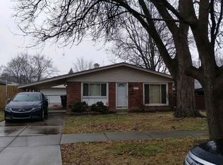 20751 Mary St, Taylor, MI 48180