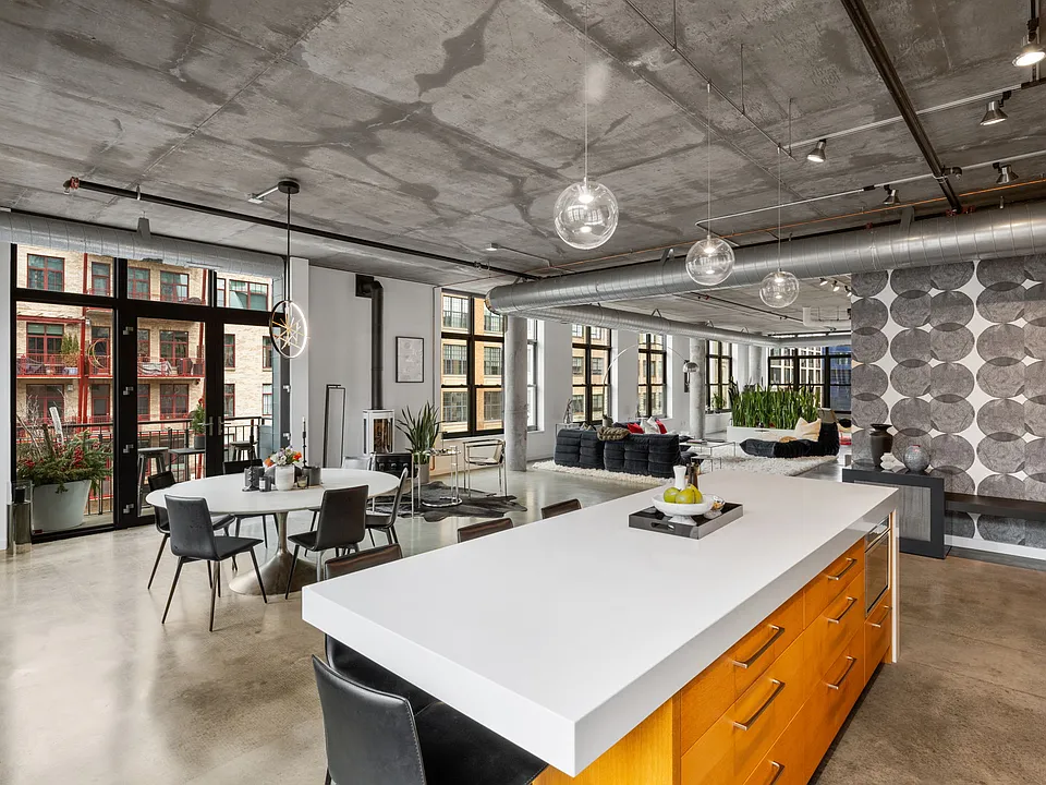 200 Park Ave #401