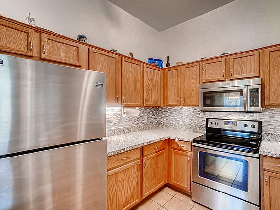 3rd image of 18250 N 32nd St Unit 1079