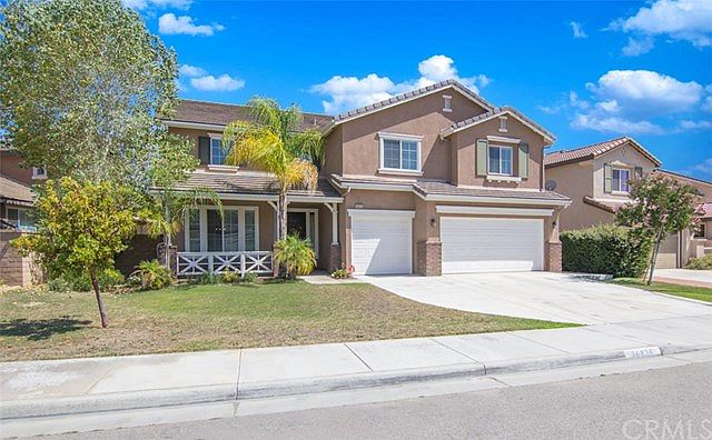1st image of 36836 Maxmillian Ave