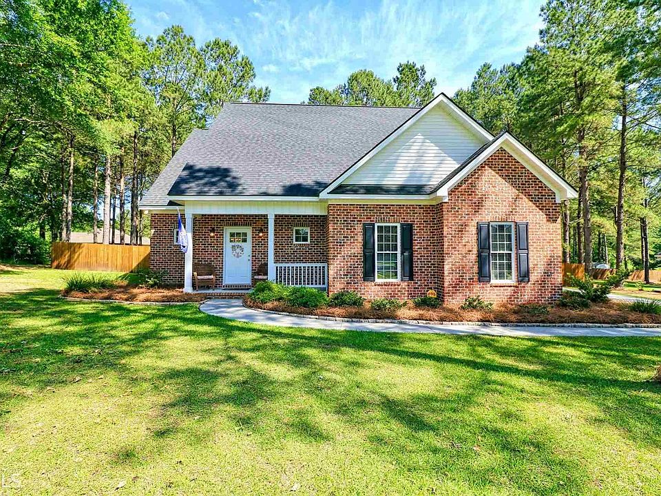 1st image of 203 Silver Leaf Ct