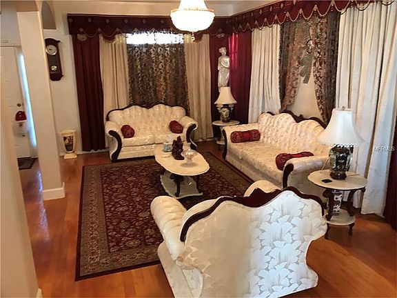 3rd image of 14924 Indigo Lake Dr